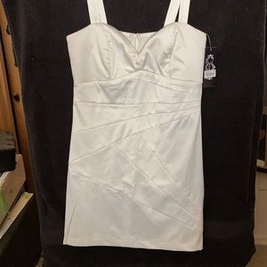 Junior’s Trixxi white dress size 9
